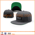 wholesale high quality woven label patch logo plain flat brim snap back caps